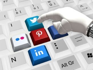 keyboard, hand, robot, social media, twitter, linkedin, pinterest, facebook, machine, tiktok, artificial intelligence, technology