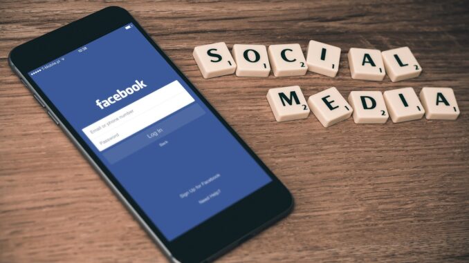 Photo by Firmbee social media, facebook, smartphone, iphone, mobile, media, web, internet, social network, social networking, multimedia